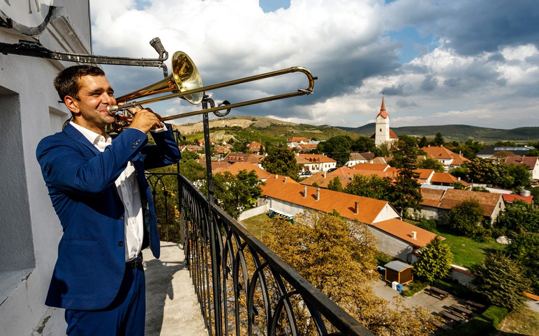 Őszi program bor és művészetkedvelőknek