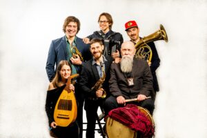 RÉZELEJE FANFÁROSOK népzenei koncertje